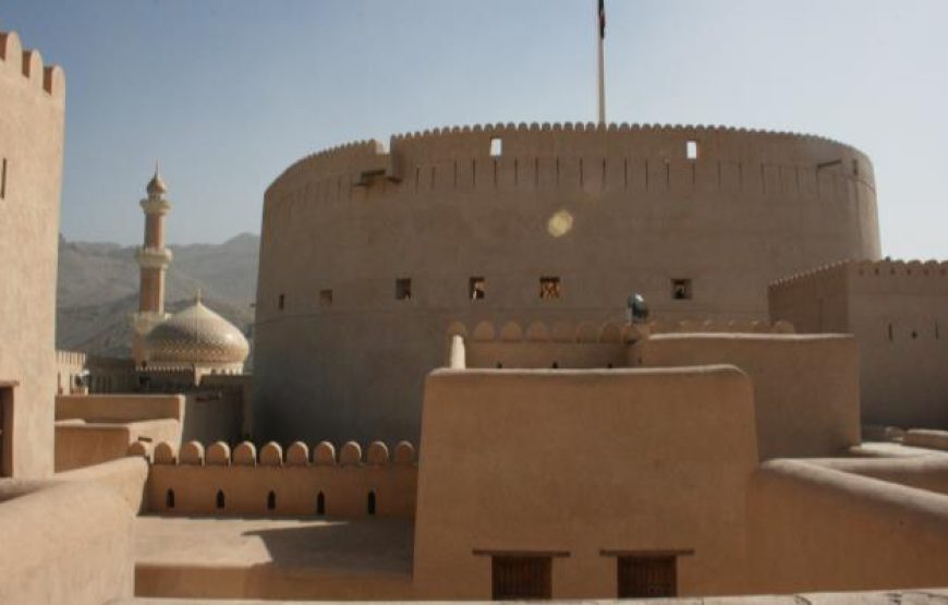 Visit Nizwa fort & Souq – Overnight at Jabal Akhdar Mountain (Price for 1 OR 2 persons)